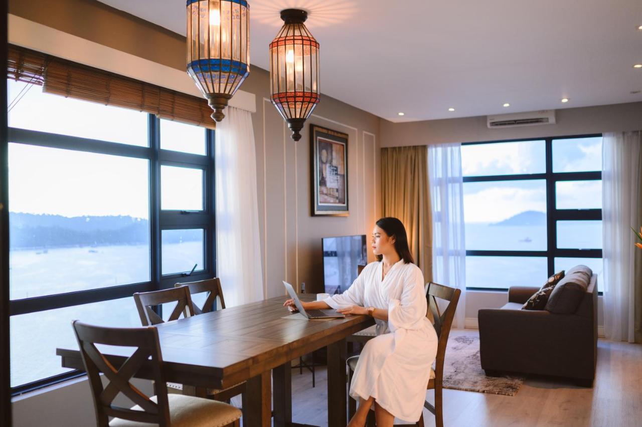 Petronella @ Jesselton Quay Apartment *