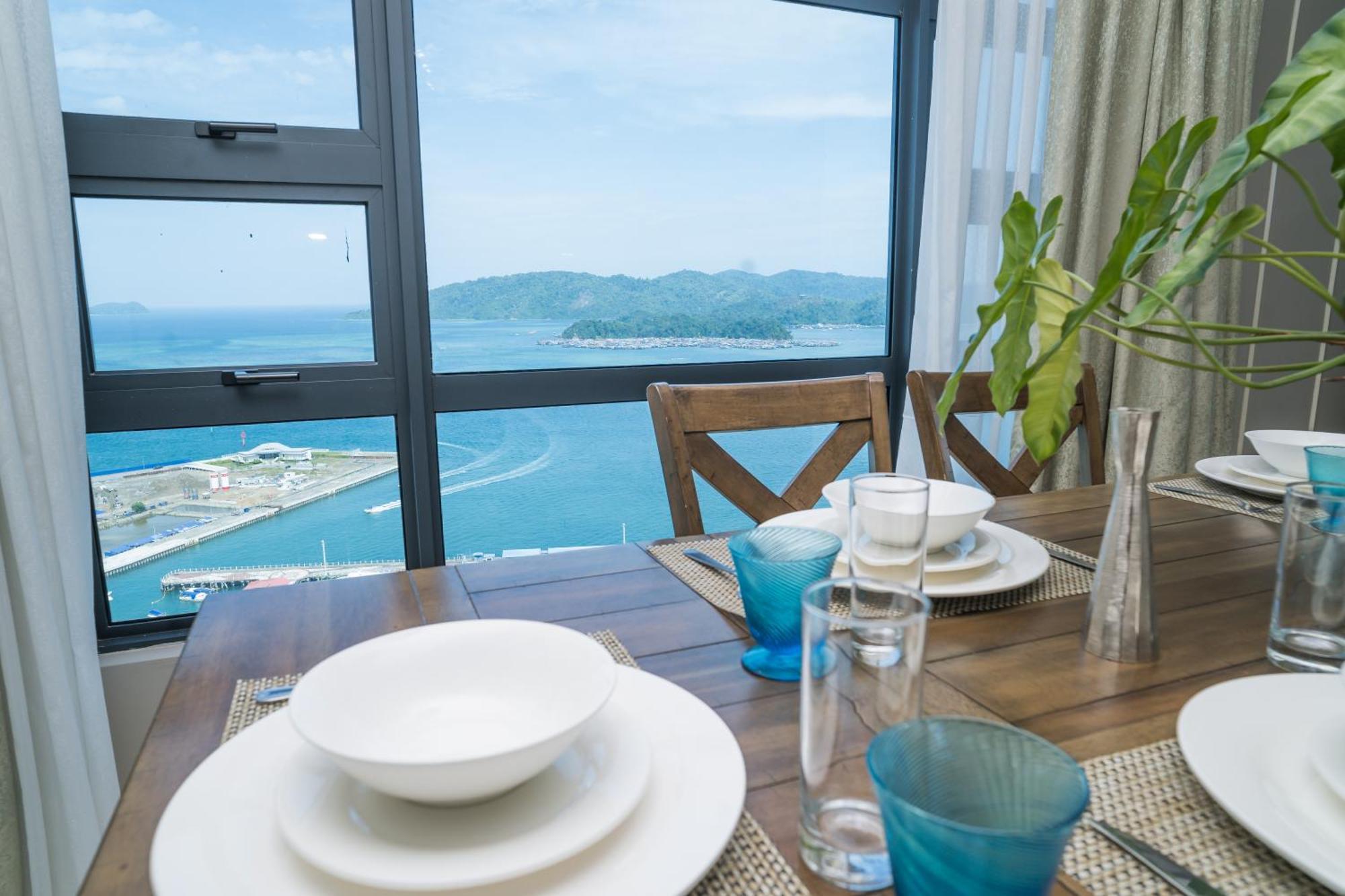 Apartment Petronella @ Jesselton Quay *